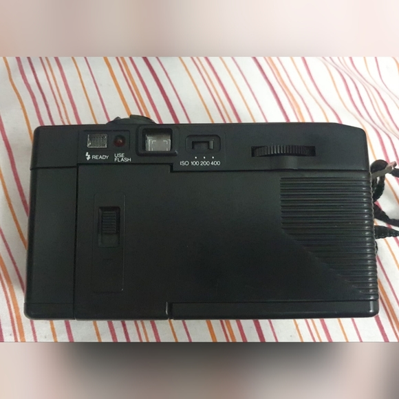 Hanimex 35DL Dual Lens 35mm Film Camera Point & Shoot (working)-flash not work - Picture 2 of 4